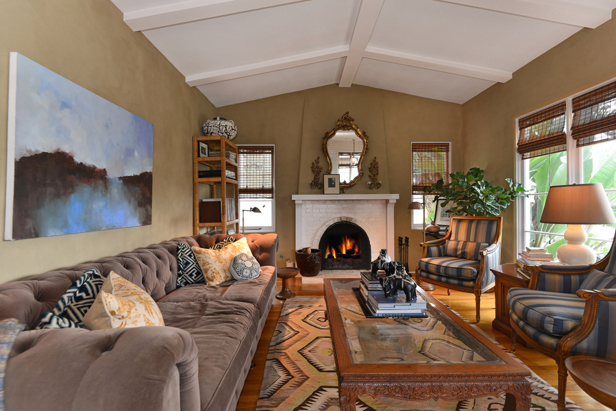 Cosy living room with fireplace